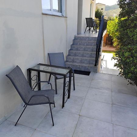 Manos Apartments Kolimvarion Bagian luar foto